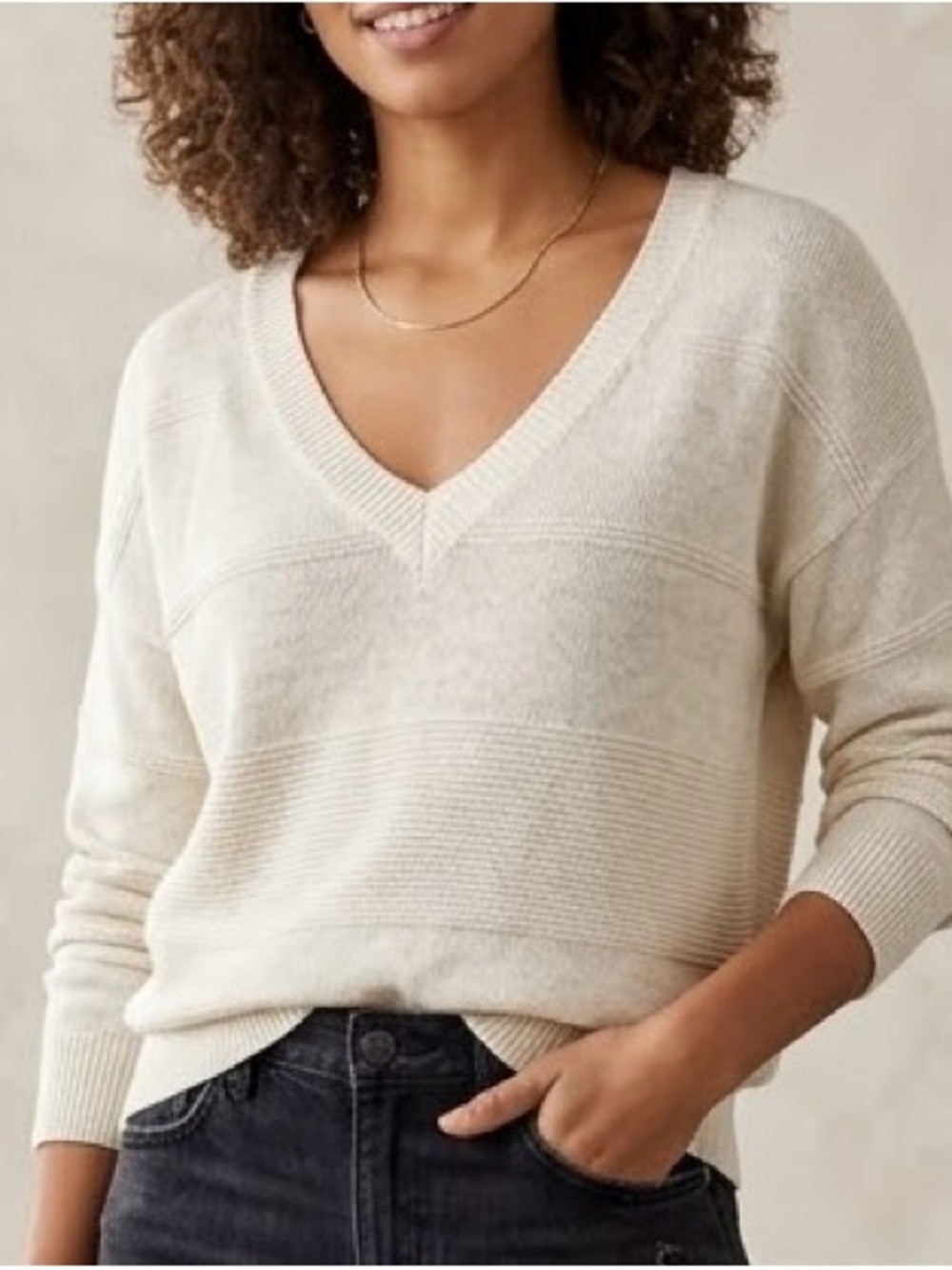 Roots Cream V-Neck Sweater